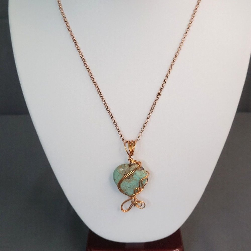 Womens Copper Tone Chain Heart Howlite Stone Pendant Wire Wrapped Necklace 22 in - Picture 1 of 9